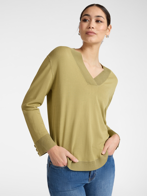 Mixed viscose V-neck top