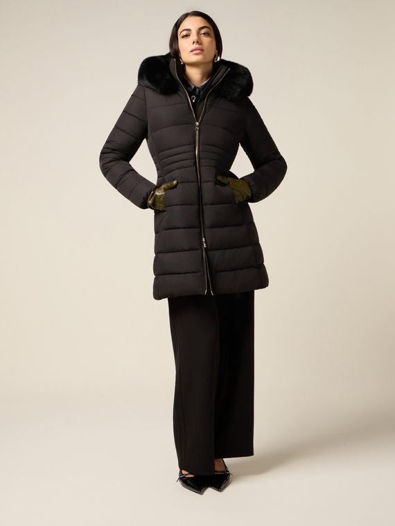 Piumino midi con cappuccio