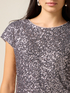 T-shirt in paillettes image number 2
