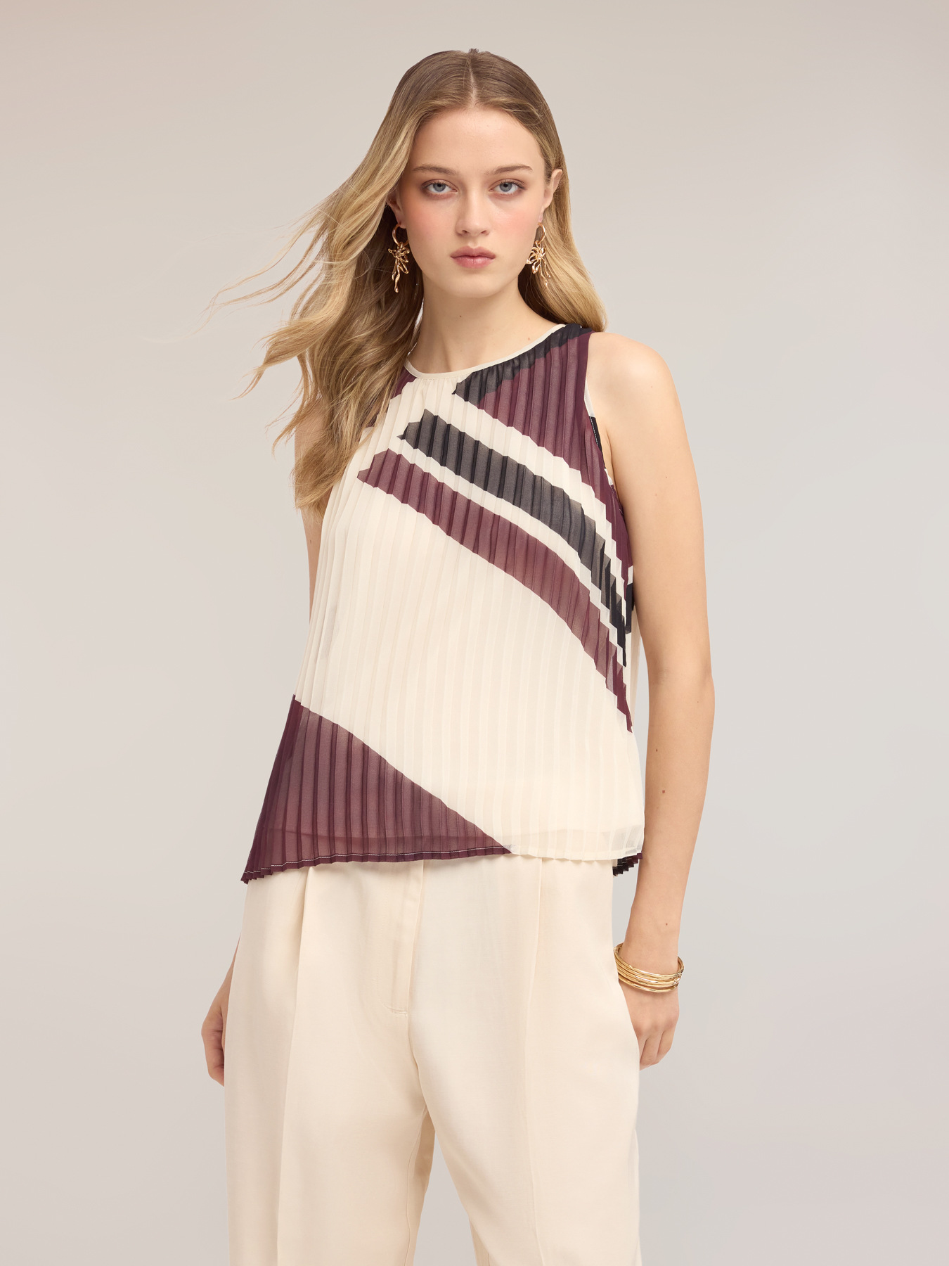 Pleated georgette top with print image number 0