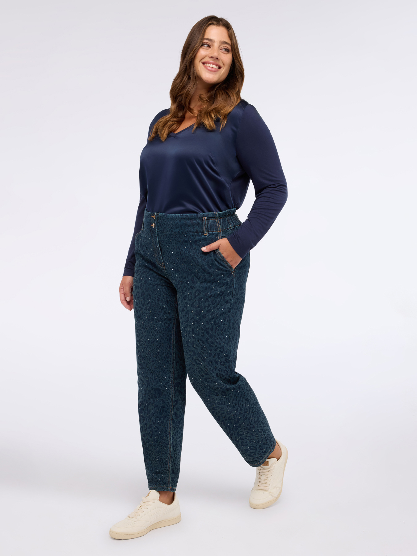 T-shirt bimatière avec col en V et manches longues image number 2