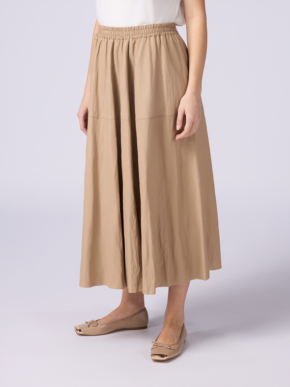 Wide midi skirt