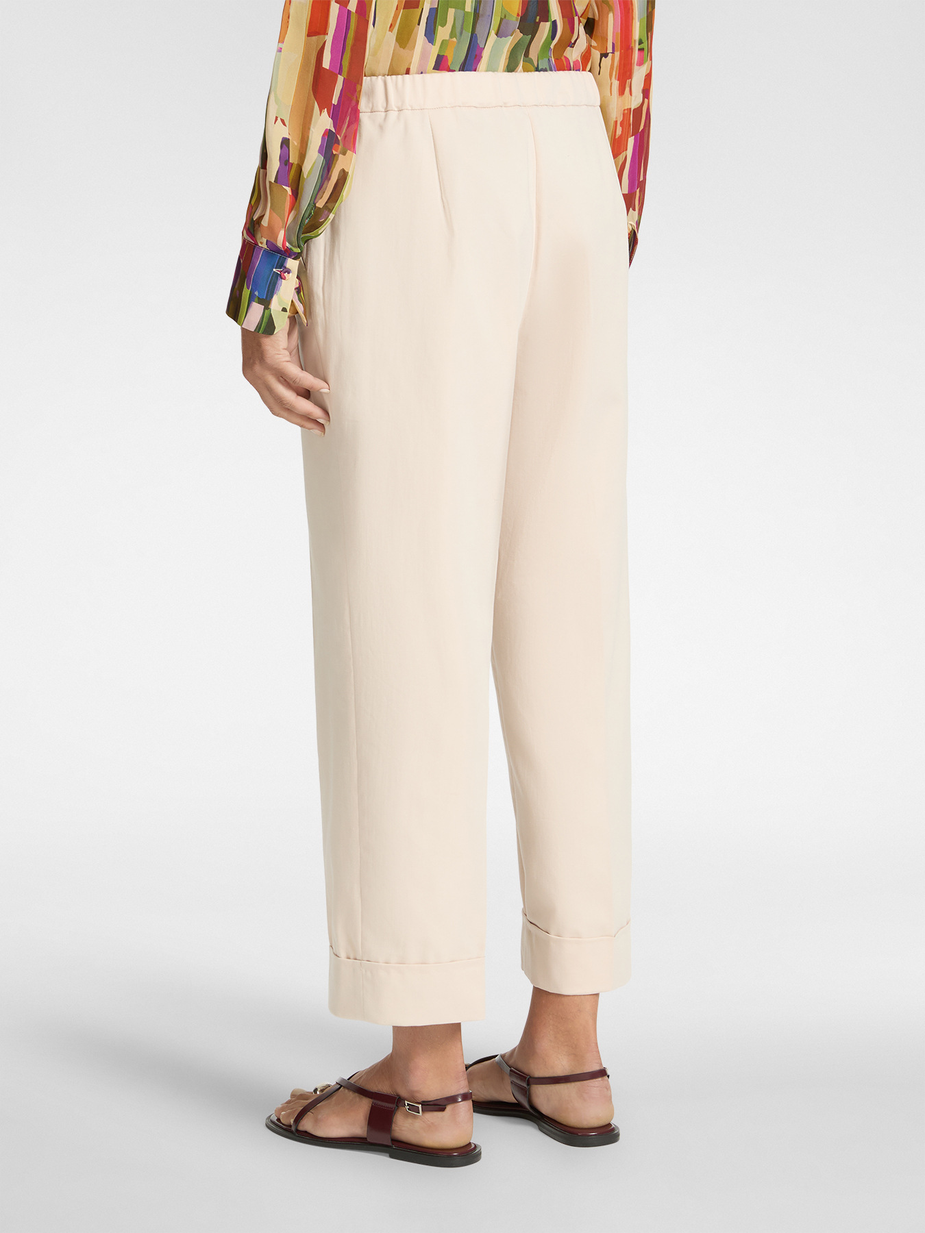 Pantaloni chinos image number 1