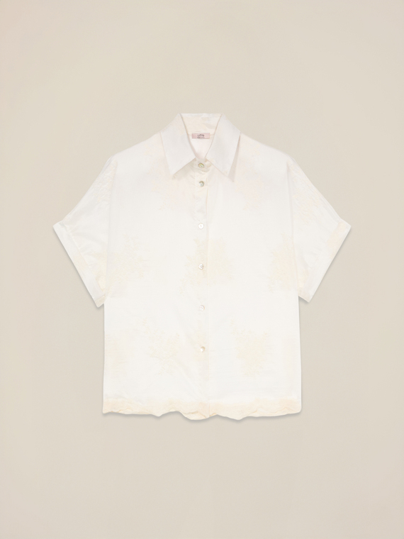 Chemise en voile avec broderies