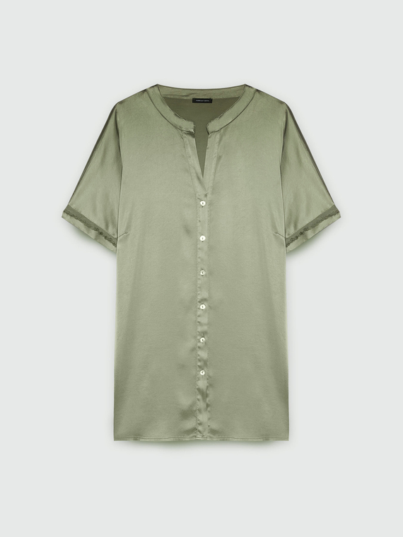 Short-sleeved satin shirt
