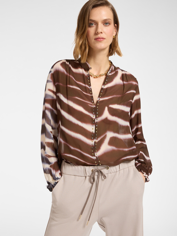 Printed blouse with studs
