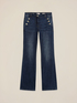 Jeans flare con dettaglio di bottoni image number 4