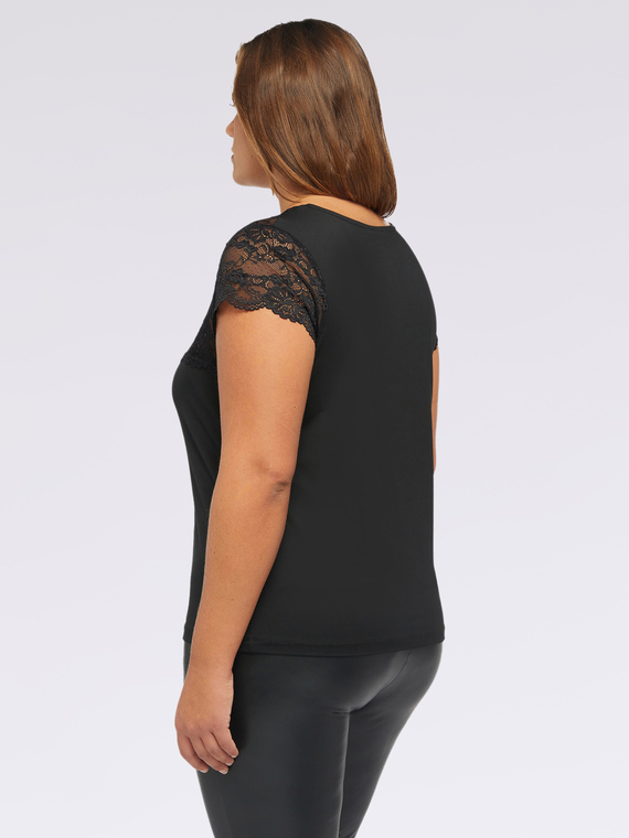 T-shirt avec dentelle