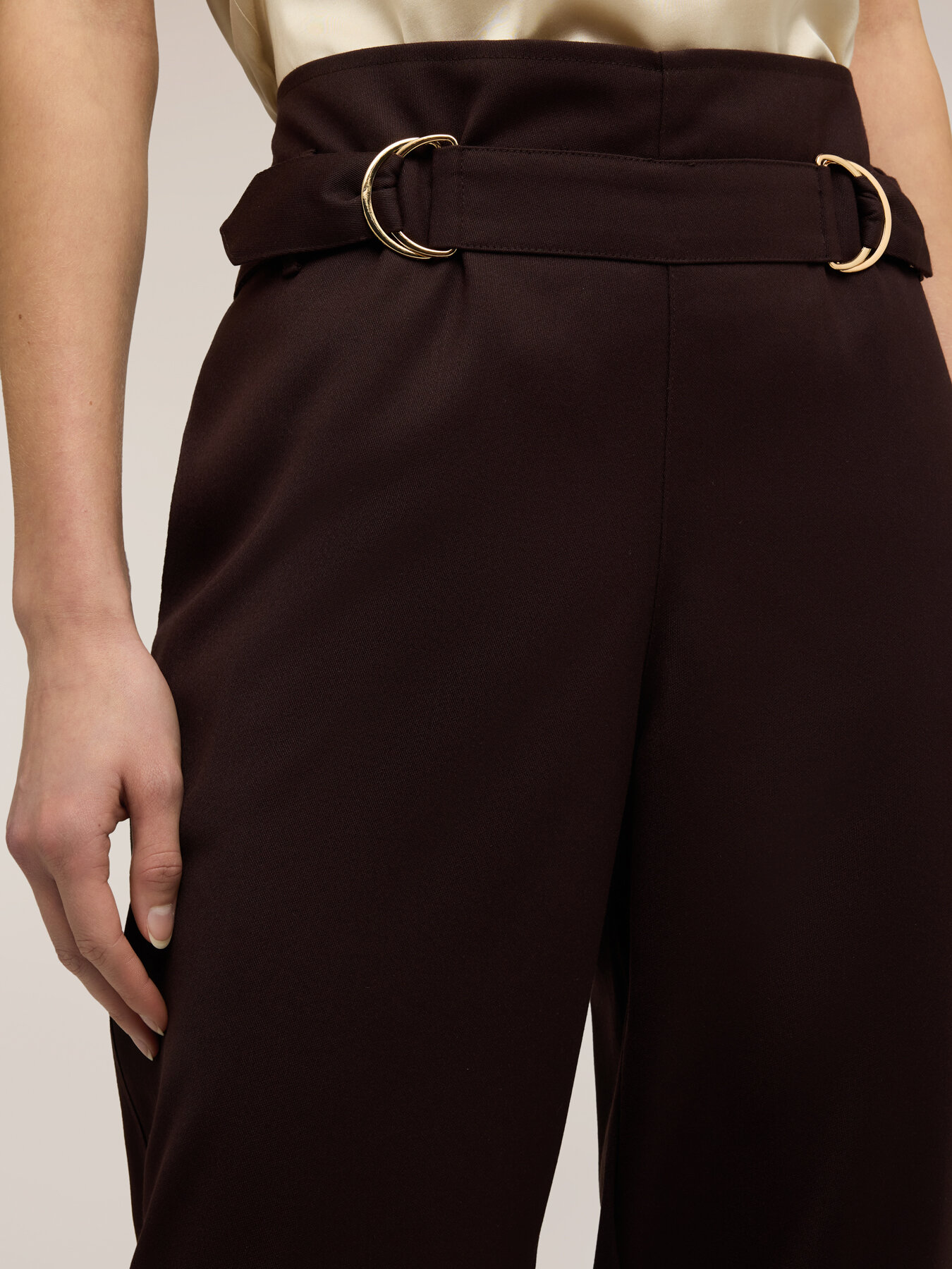 Polyviscose trousers with straps image number 3