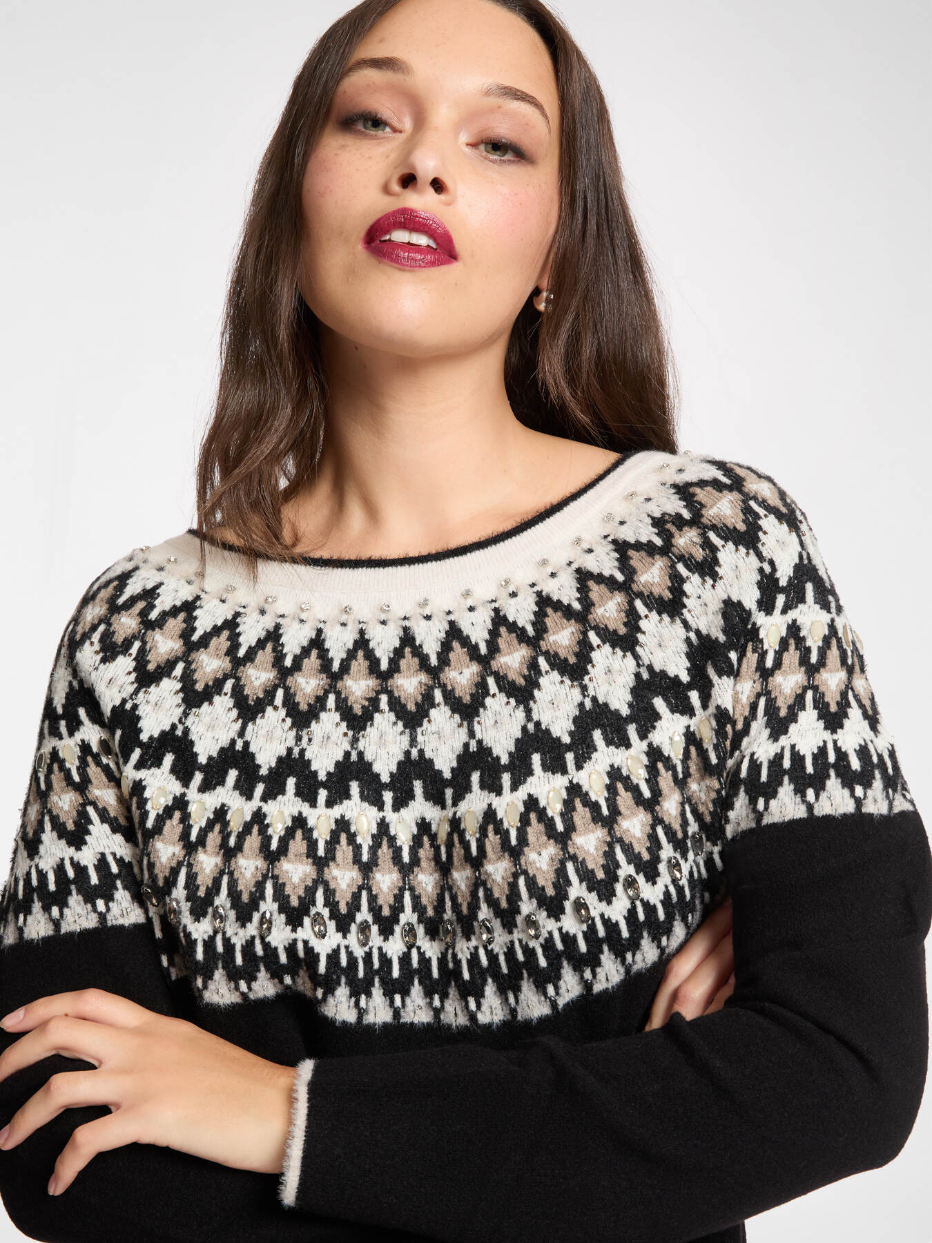 Hand-embroidered "fair isle" sweater image number 3