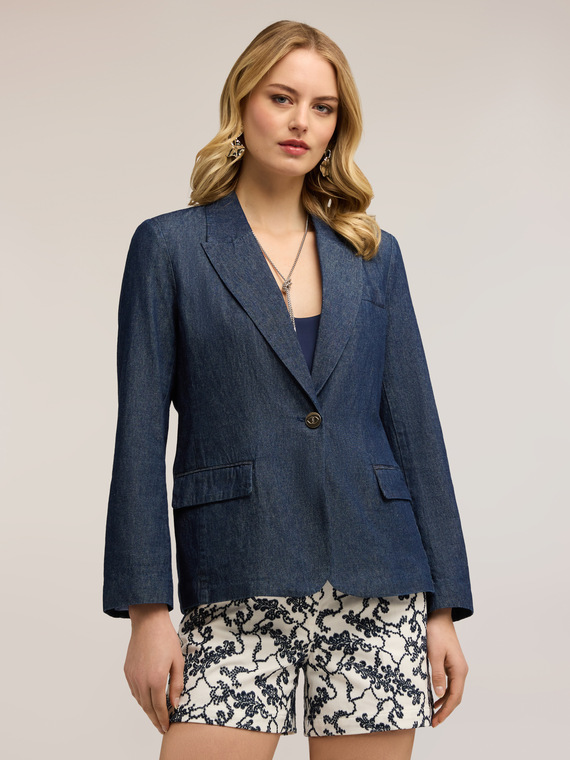 Blazer cu un r&acirc;nd de nasturi din chambray