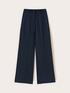 Wide-leg trousers with pressed crease image number 4