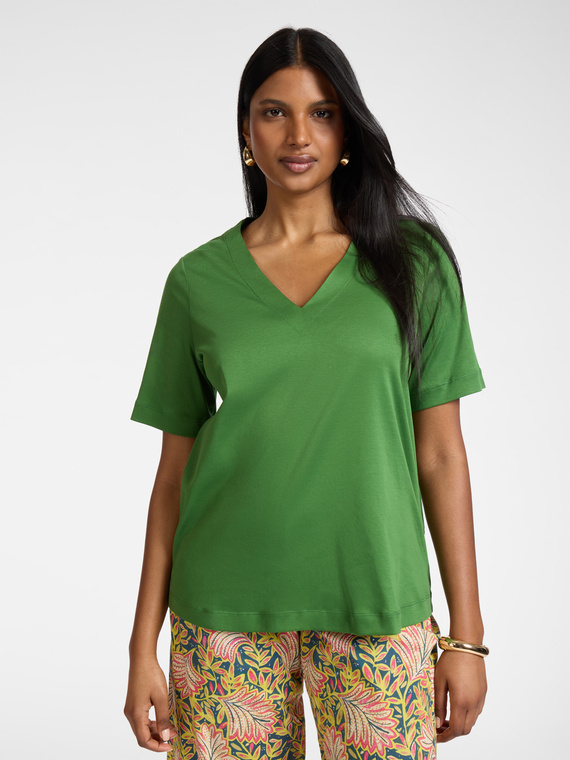 T-shirt in cotone scollo a V
