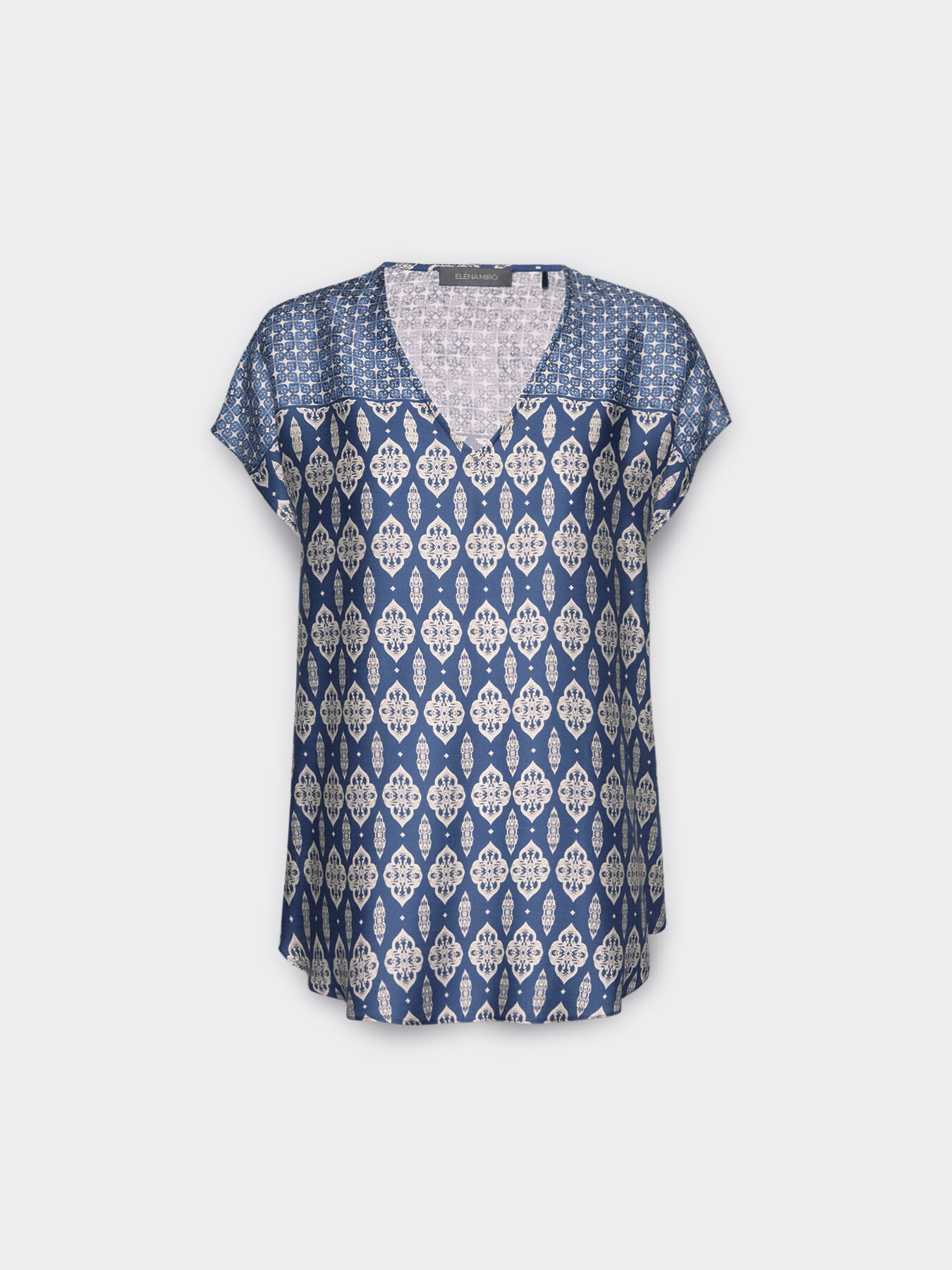 Blouse with ethnic print image number 4