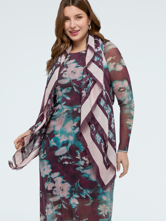 Foulard lungo in misto viscosa con stampa