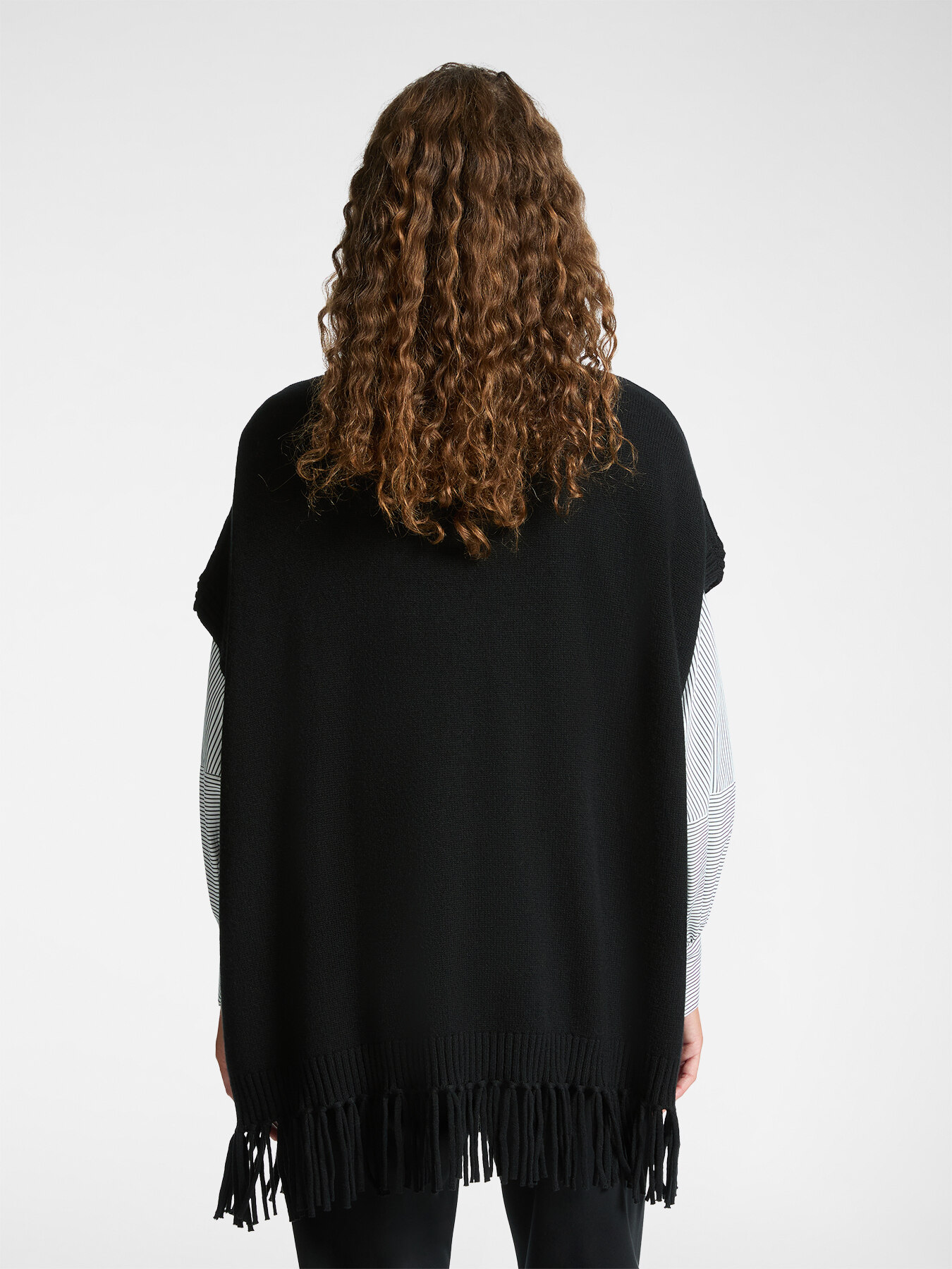 Cape en pure laine image number 1