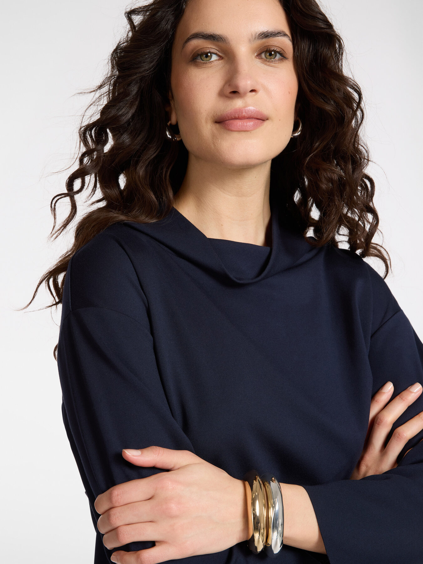 T-shirt with soft collar image number 3