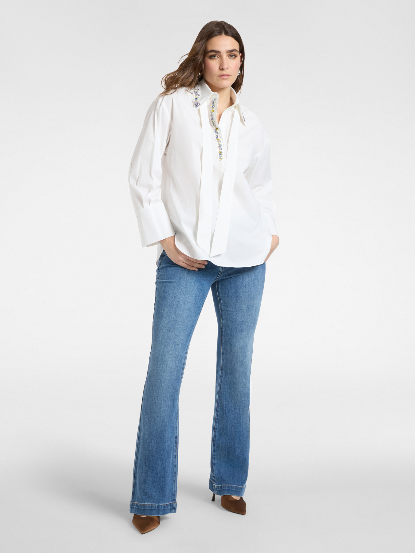 Poplin shirt with crystals image number 3