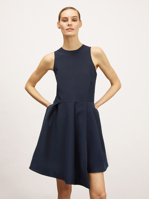 Mini dress con gonna a pieghe