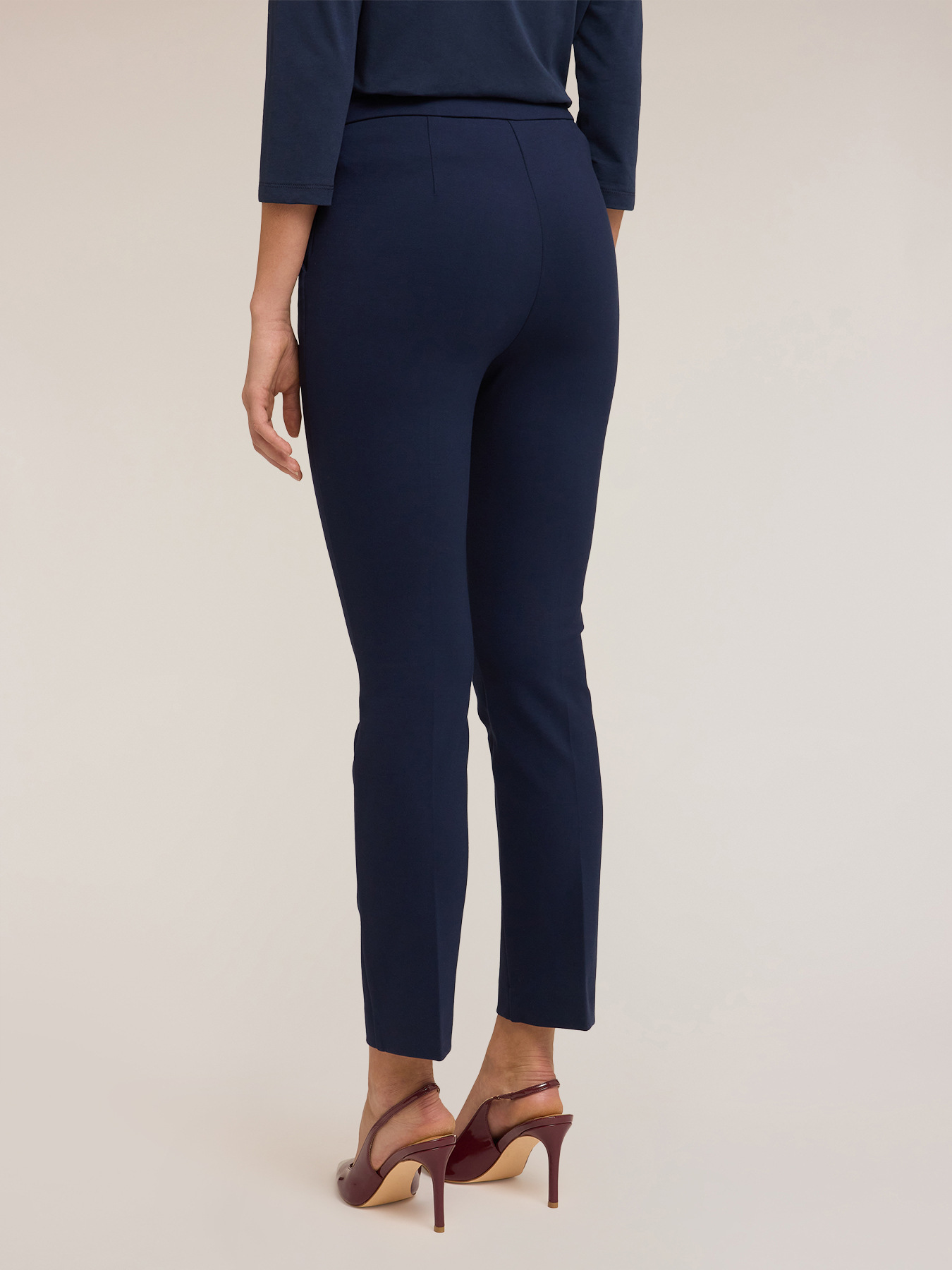 Pantaloni regular cu model de ochiuri image number 1