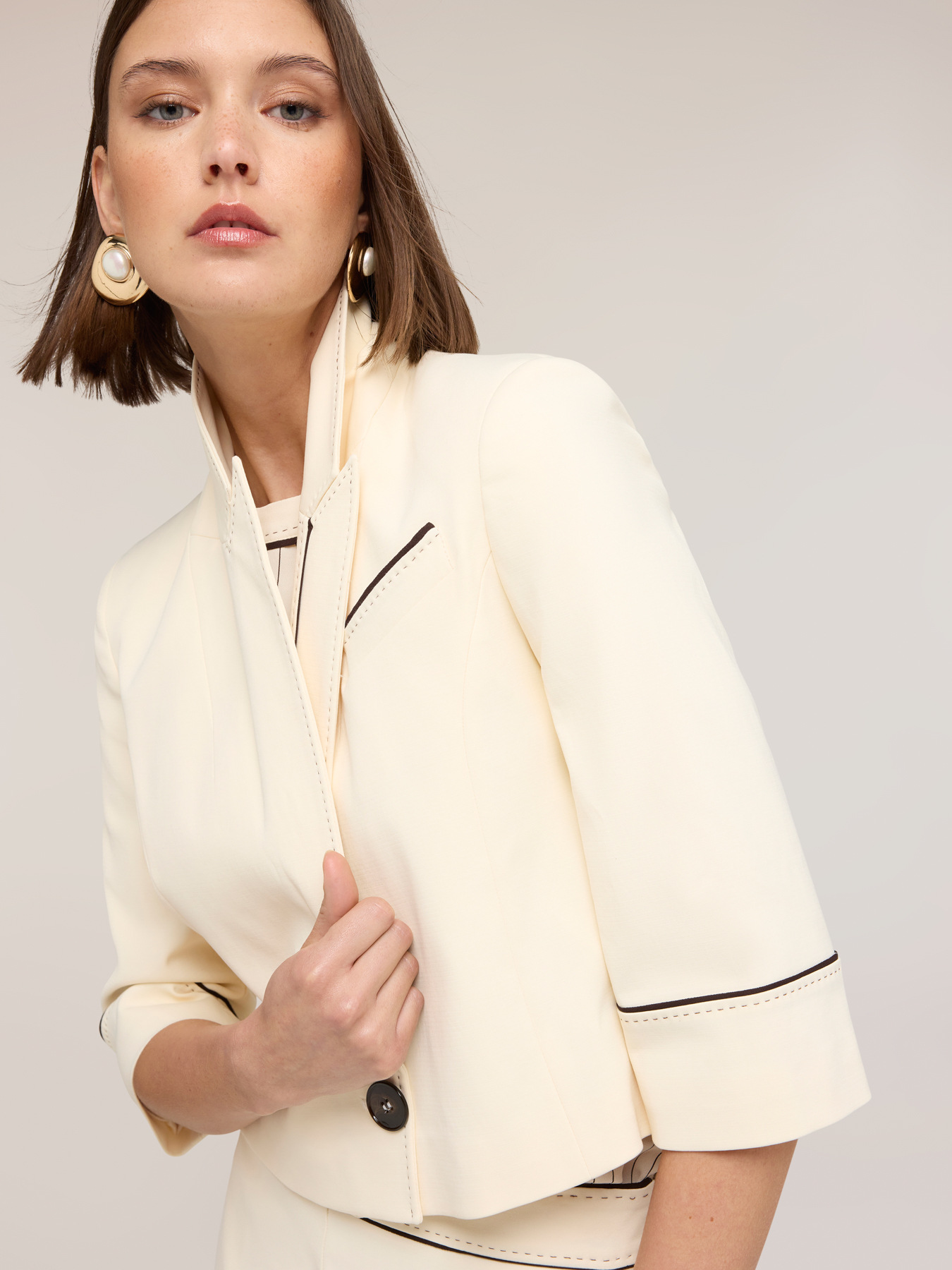 The Tailoring Lab spencer jacket image number 3