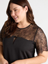 Kurzes Kleid mit Spitze image number 3
