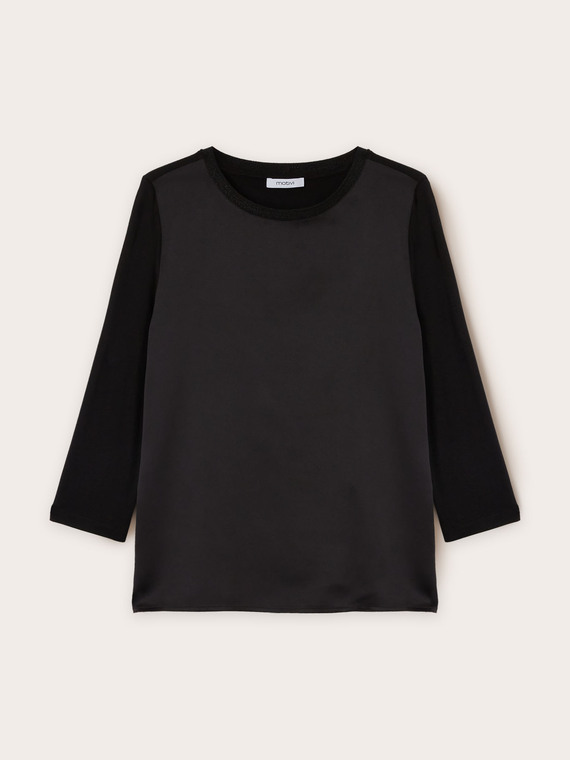 Two-material T-shirt