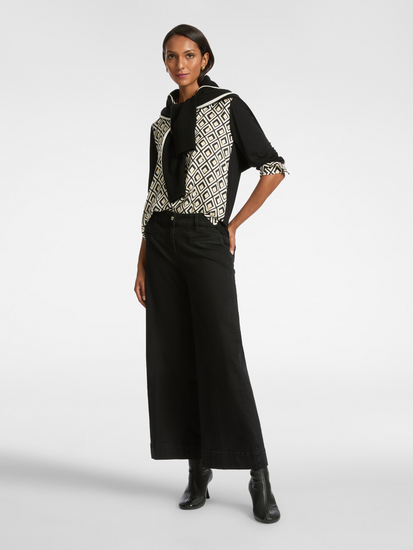 5-pocket marine jeans, "Mary" image number 0