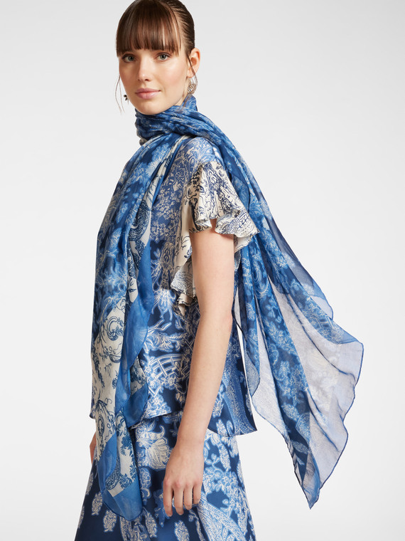 Printed stole