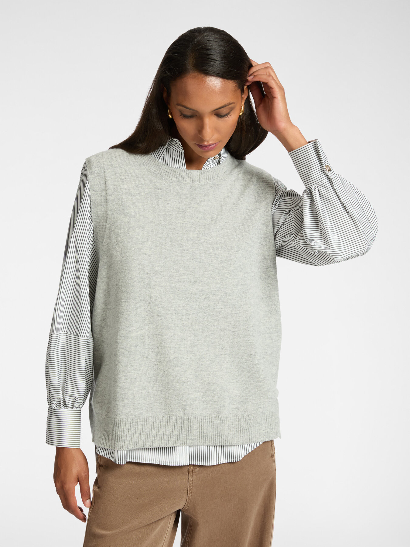 Vest with side buttons image number 0