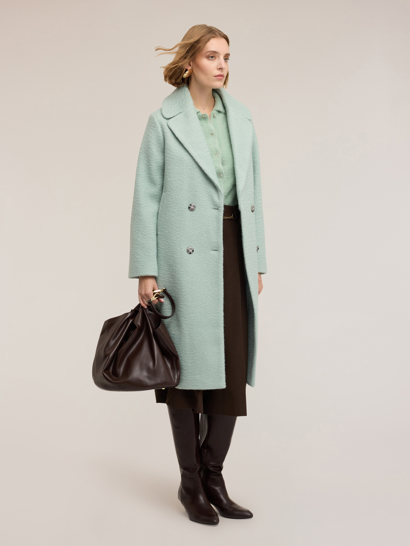 Cardigan en maille avec boutons image number 3