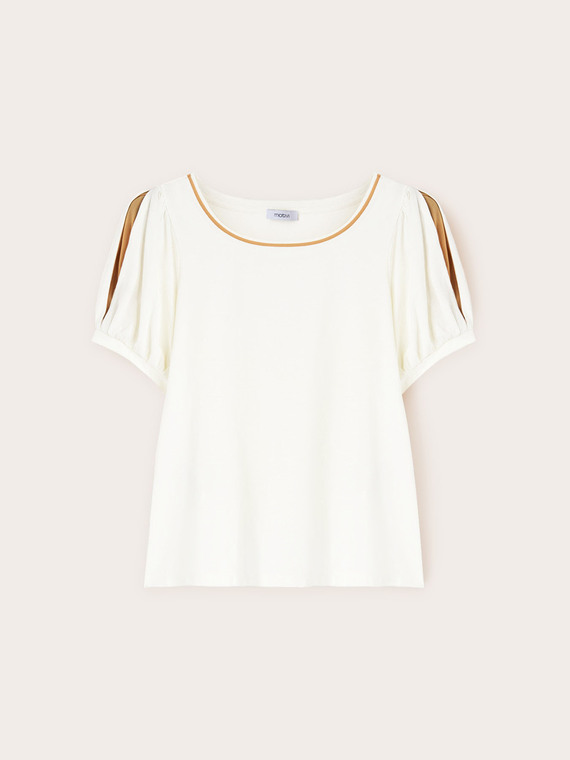 T-shirt with balloon sleeves
