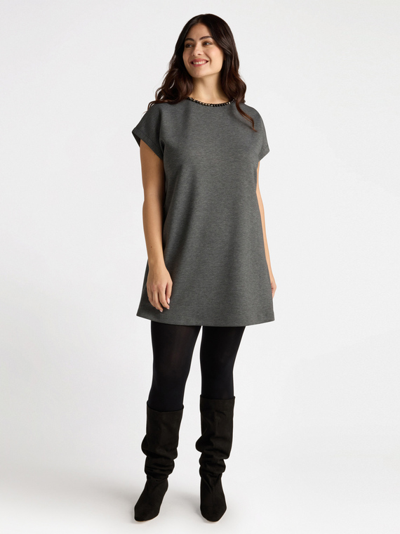 Kleid aus Milano-Rib mit Stickerei