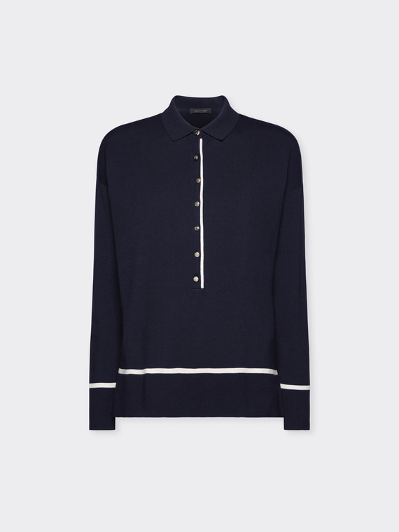 Polo com bot&otilde;es e detalhes contrastantes