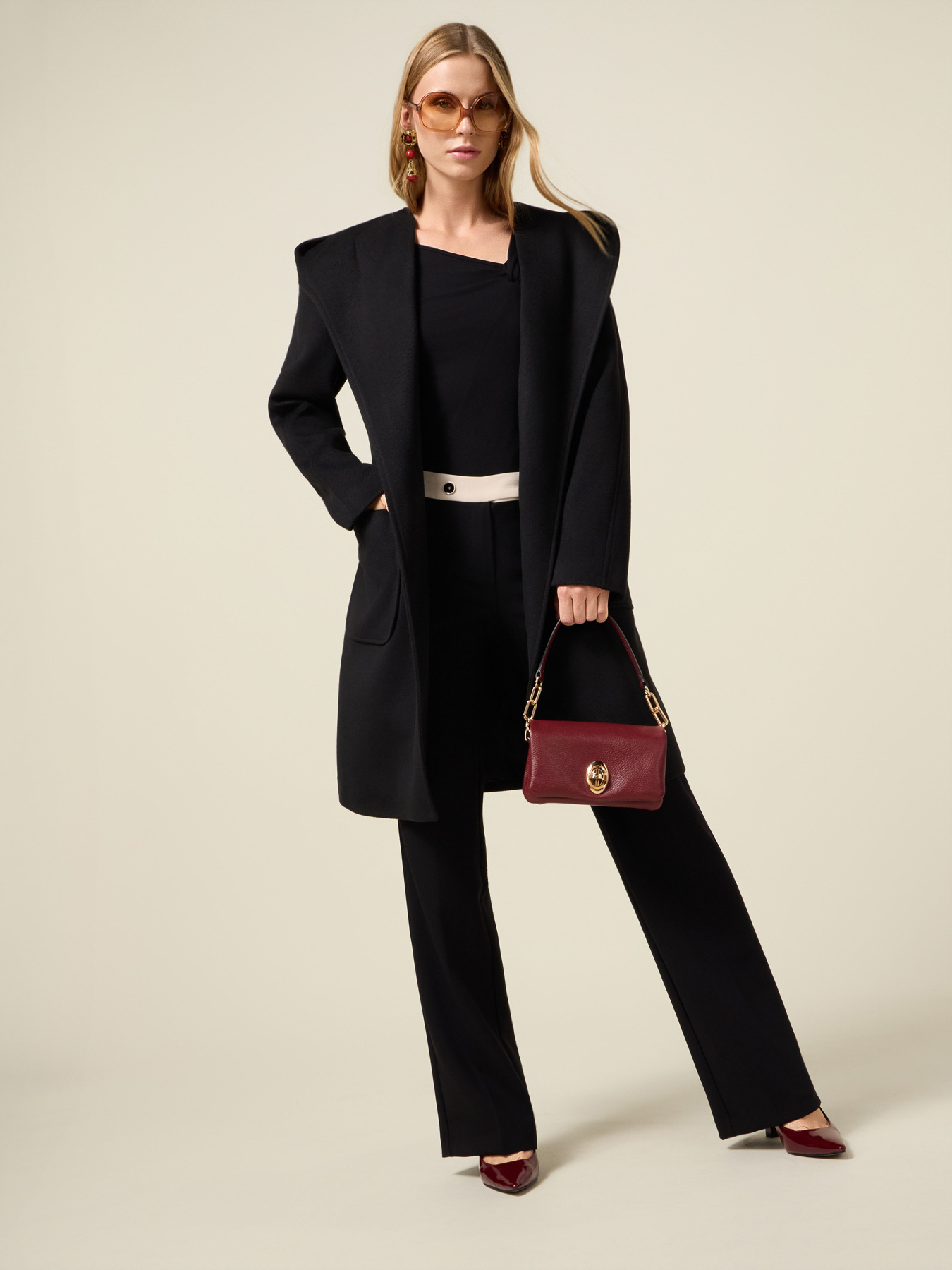 Pantaloni palazzo con dettaglio a contrasto image number 0