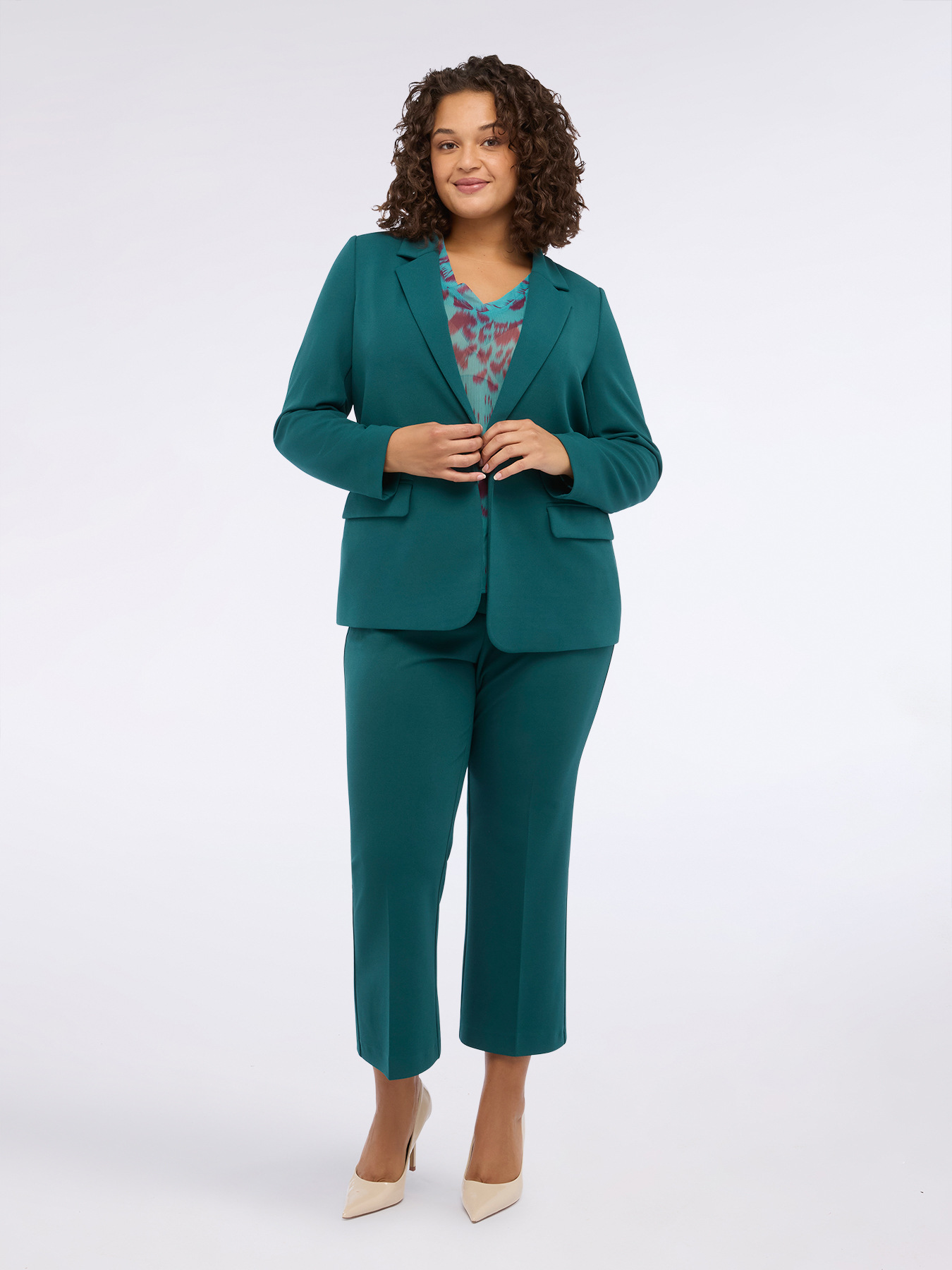 Bluse mit abstraktem Druck aus Cr&ecirc;pe image number 2