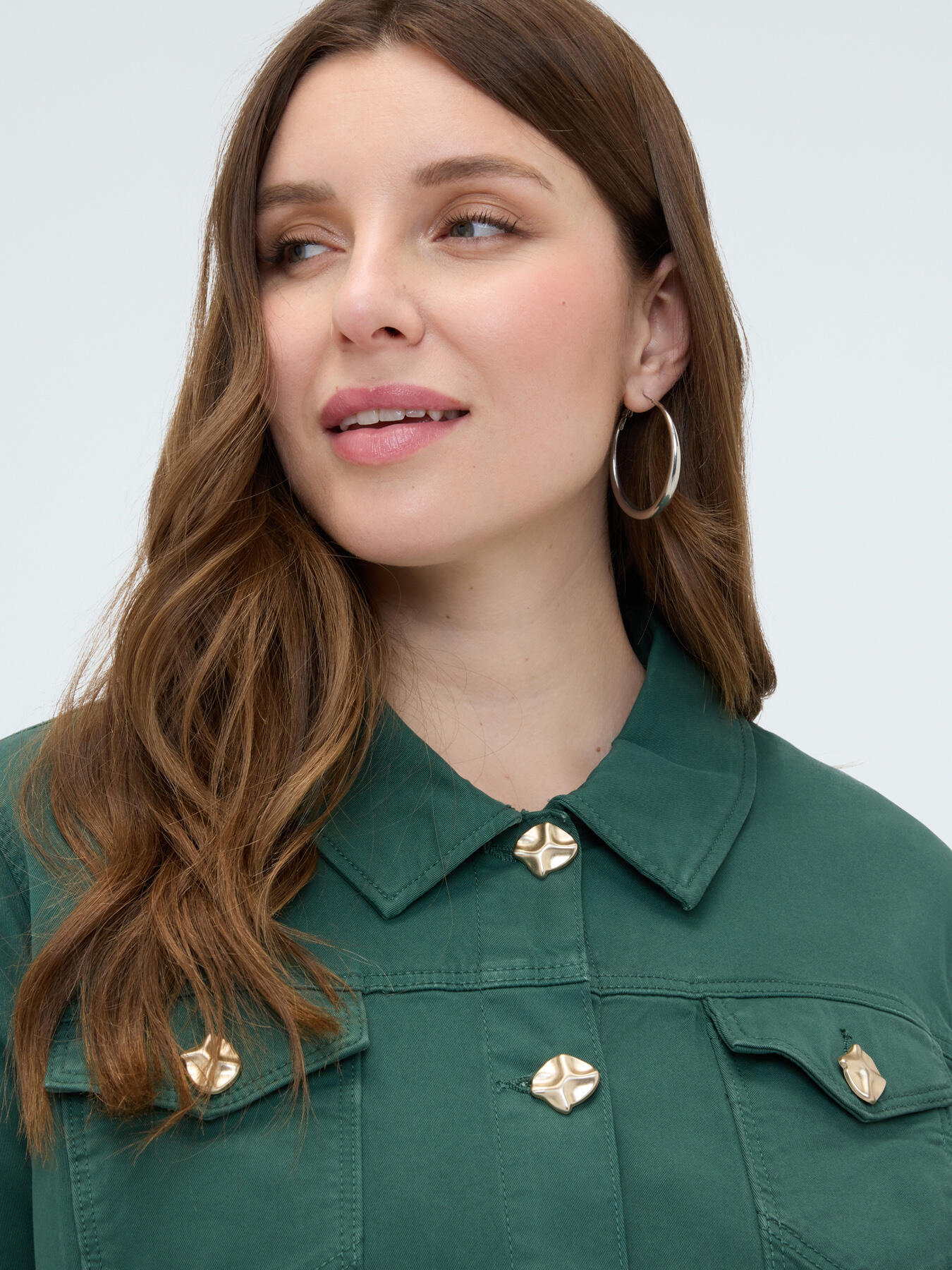 Denim jacket with decorative buttons image number 3