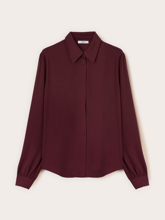 Shirt with covered buttons