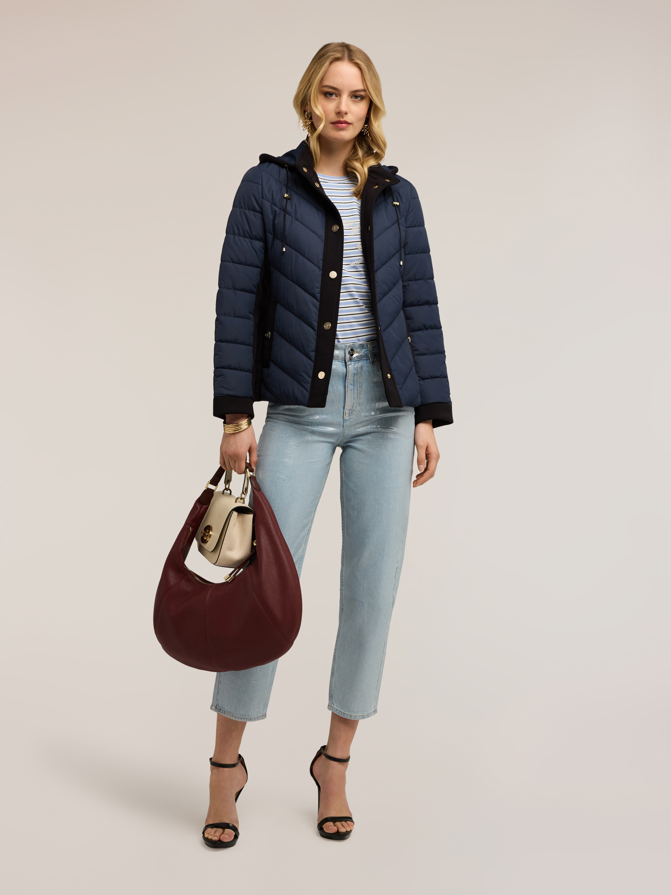 Lightweight bi-material down jacket image number 3