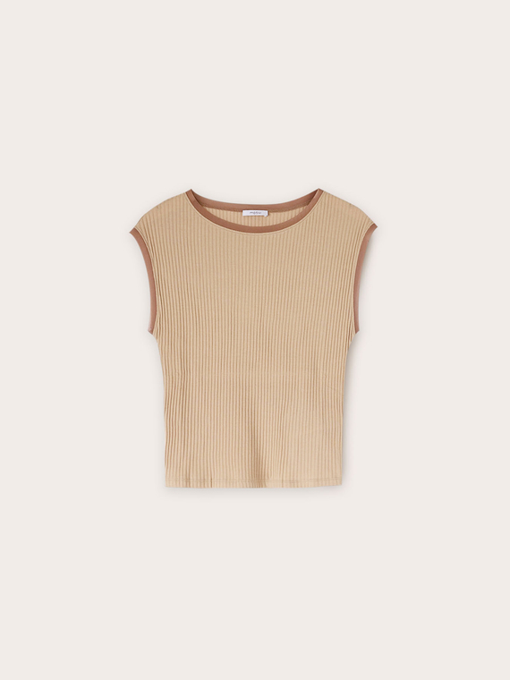 T-shirt with Georgette trims