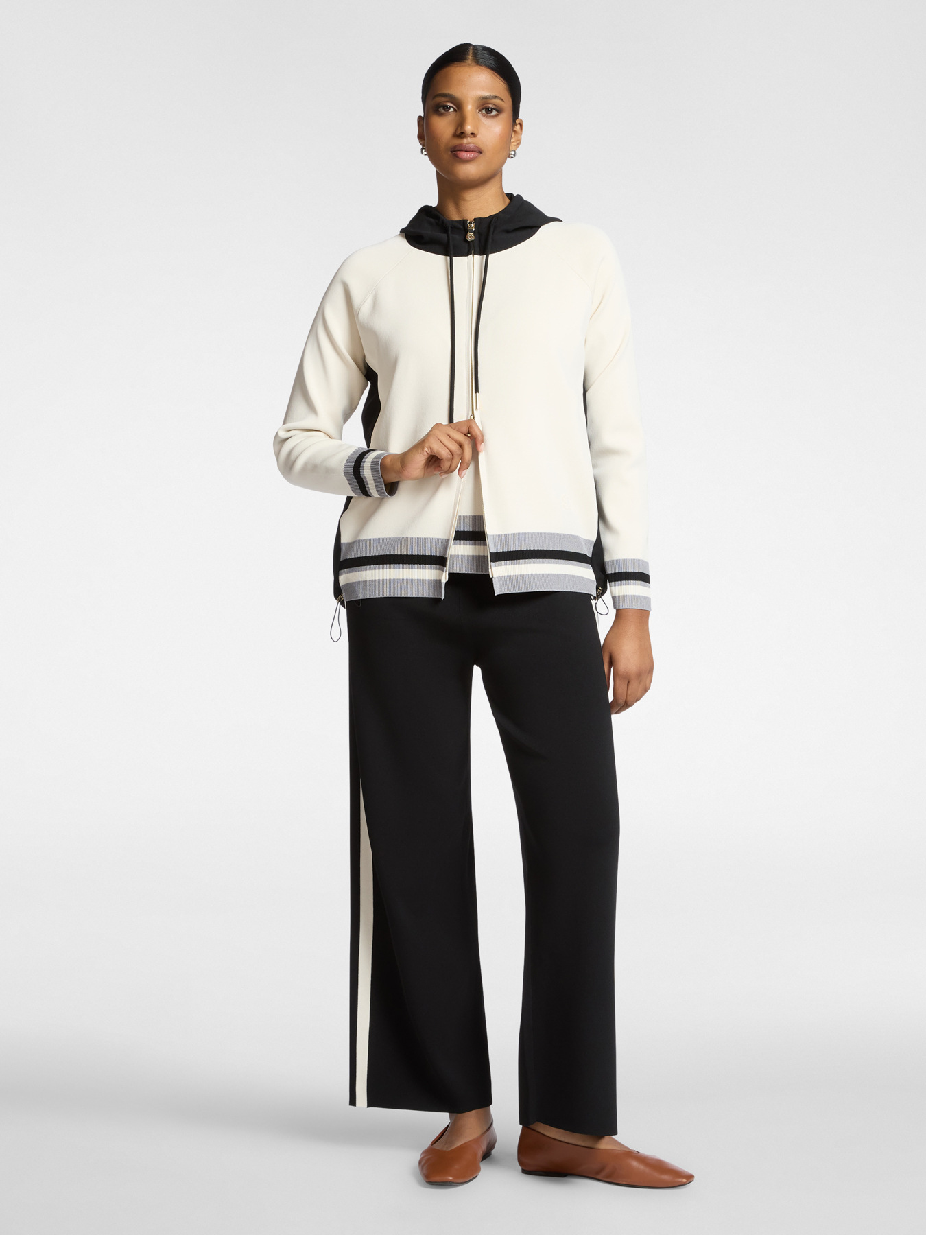 Cardigan misto viscosa con cappuccio e zip image number 2