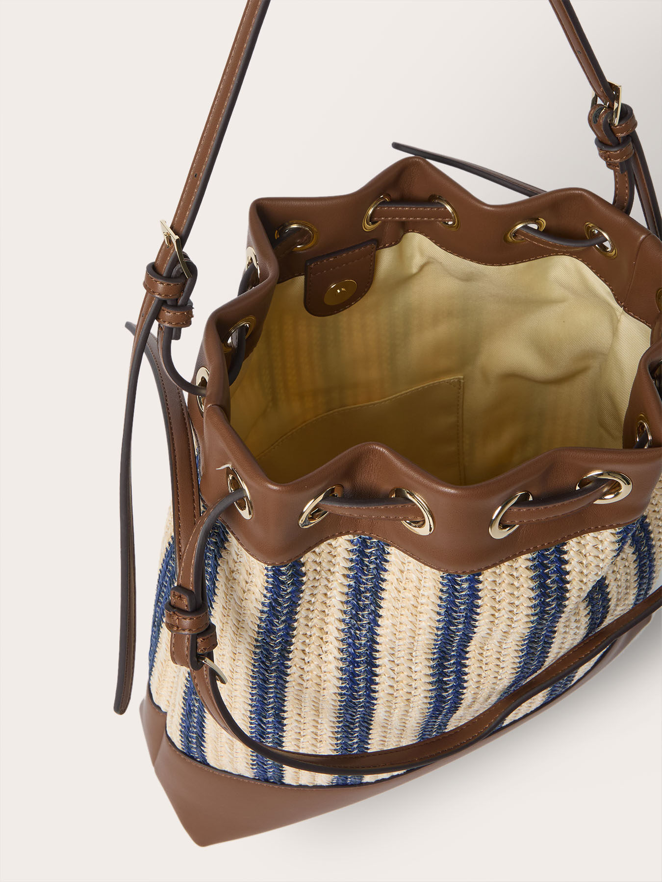 Striped woven bucket bag image number 4