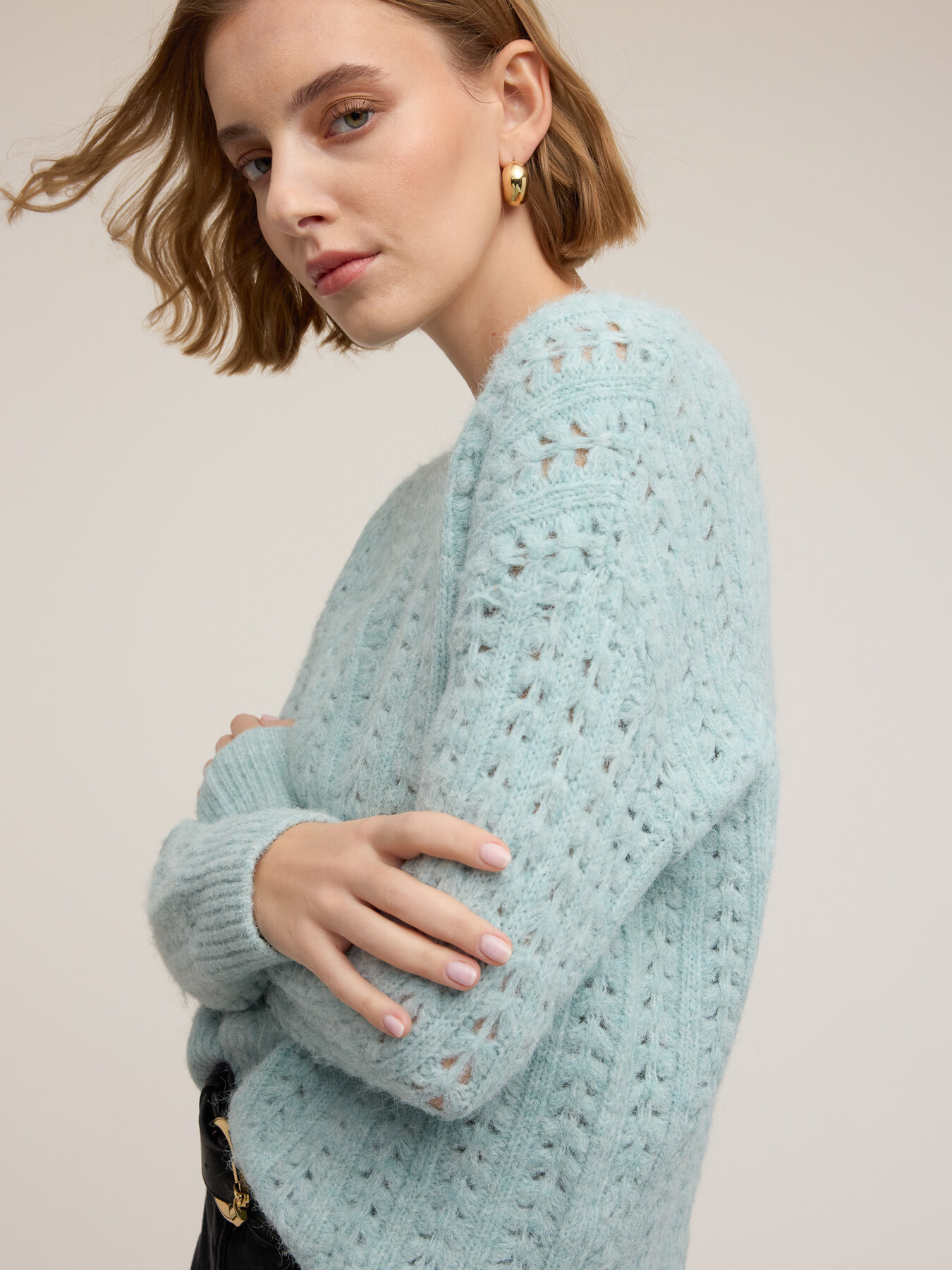 Perforated mesh image number 3