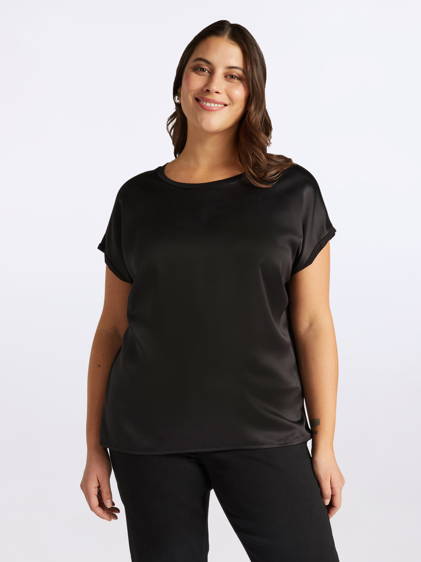T-shirt bimaterica con scollo tonto e maniche kimono image number 0