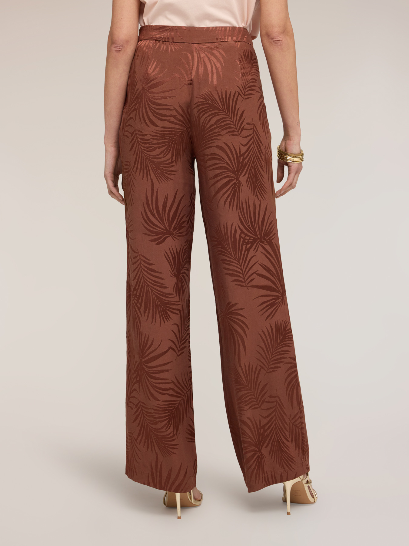 Pantalones palazzo en raso jacquard image number 2