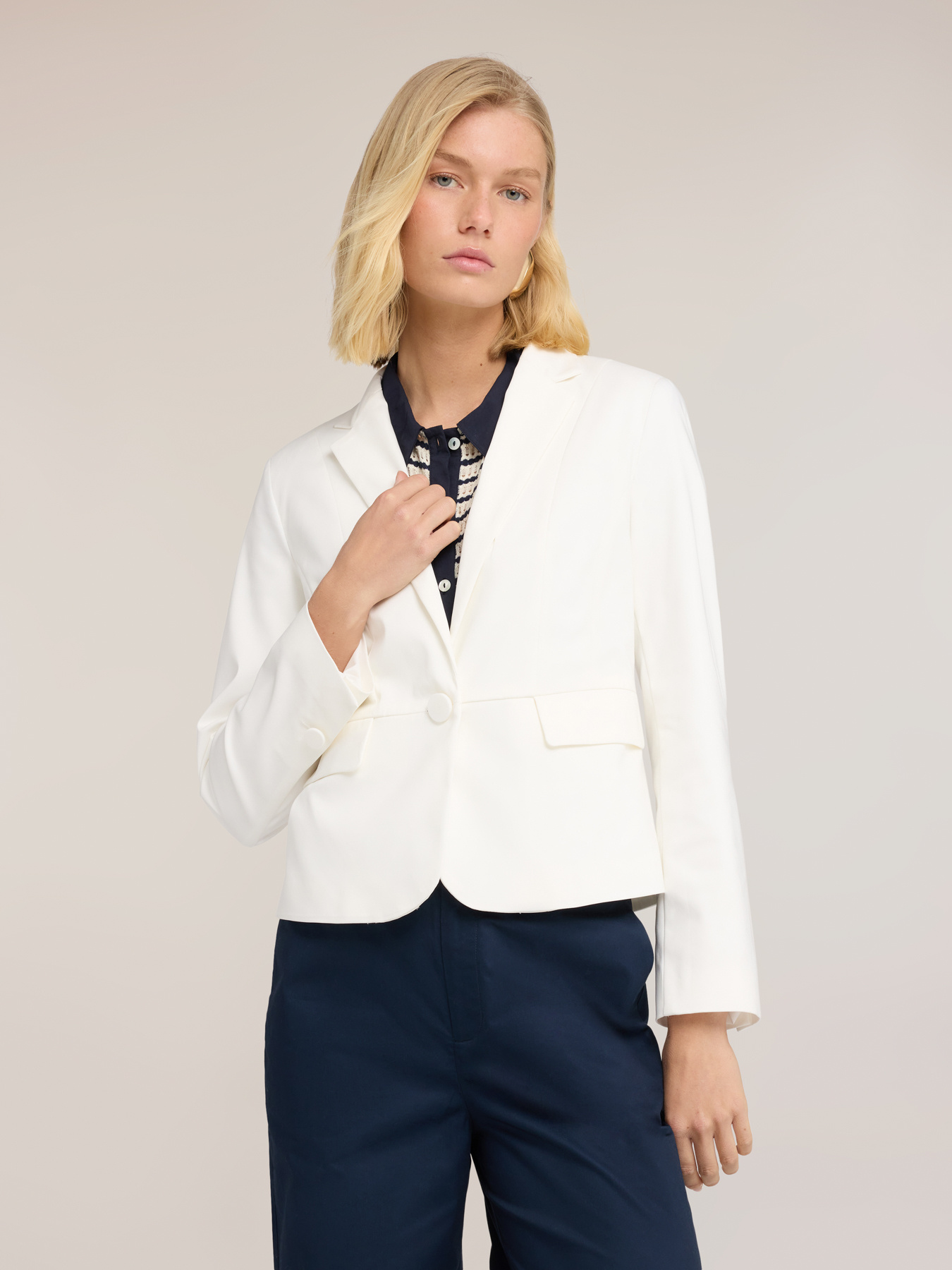 Blazer croială clasică din amestec de bumbac image number 2