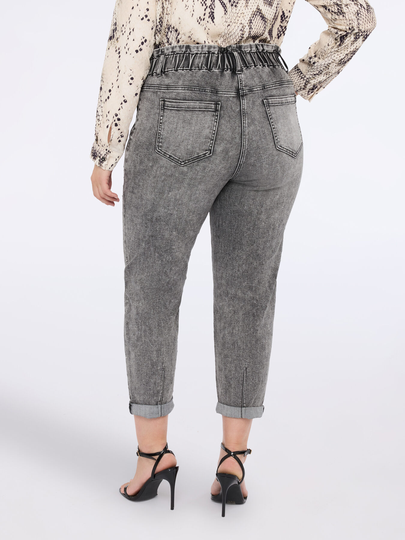 Balloon jeans with used effect and luminous appliqués image number 1