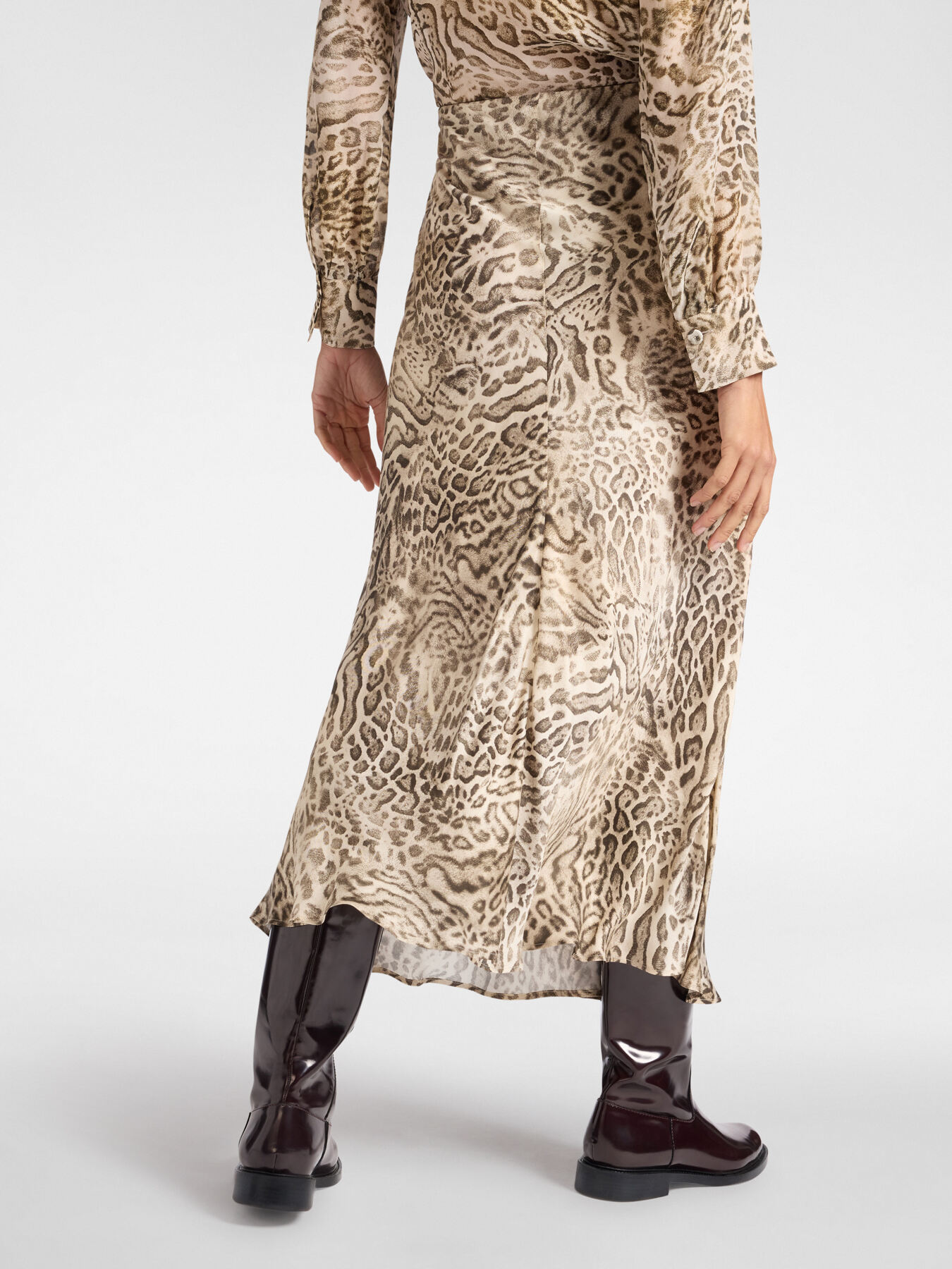 Animal print midi skirt image number 1