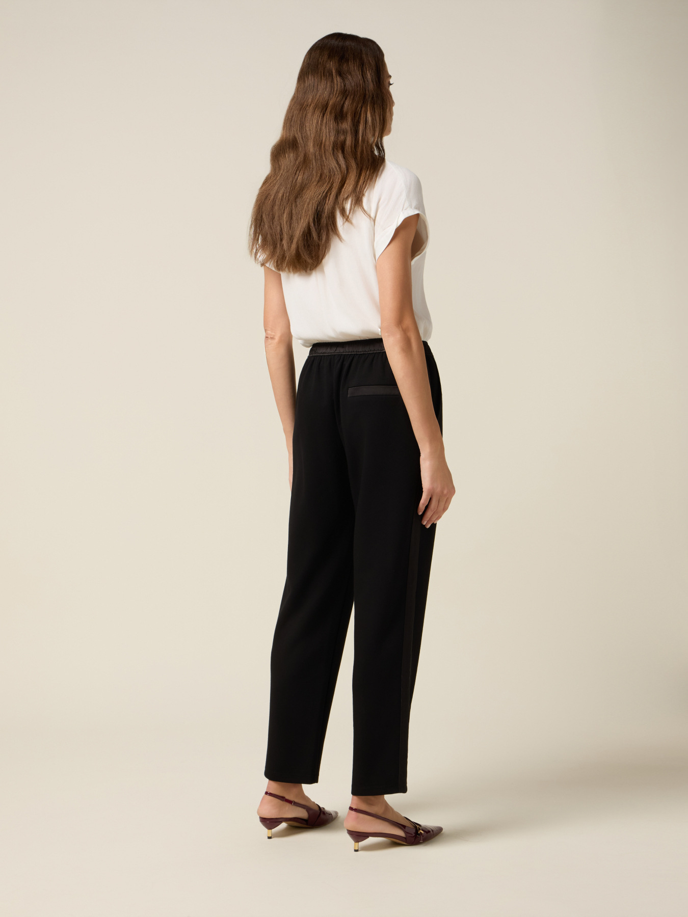 Jogging en néoprène avec cordon de serrage image number 1