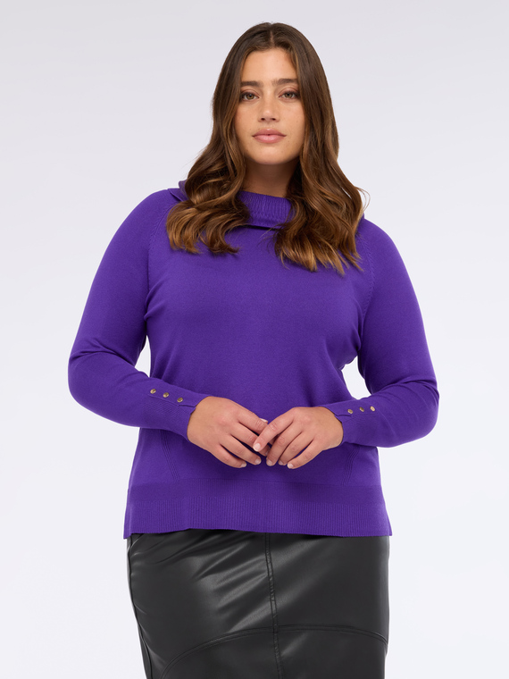 Rollkragenpullover mit Knöpfen an den Manschetten